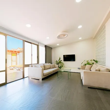 아파트 Holiday Home El Medano 엘메다노