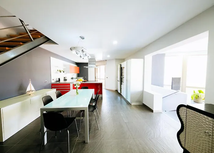 Holiday Home El Medano 厄尔梅达诺